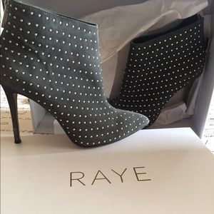 RAYE Tori Studded Gold Studded BOOT SZ 5 35